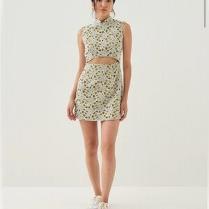 Love Bonito Womens Llana Shoulder
Padded Mandarin Collar Lace Mini
Dress Size 8